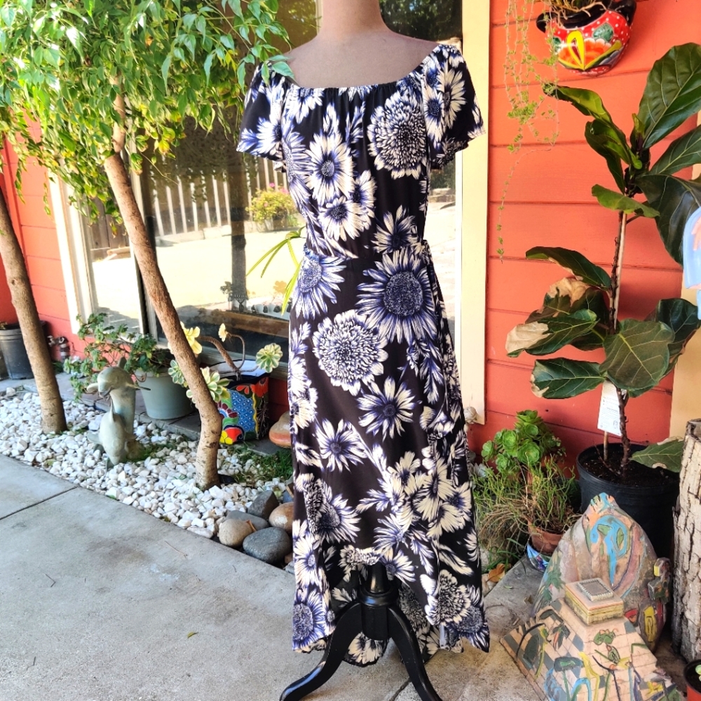 Women's Navy Blue Floral Maxi Dress - Off-Shoulder
